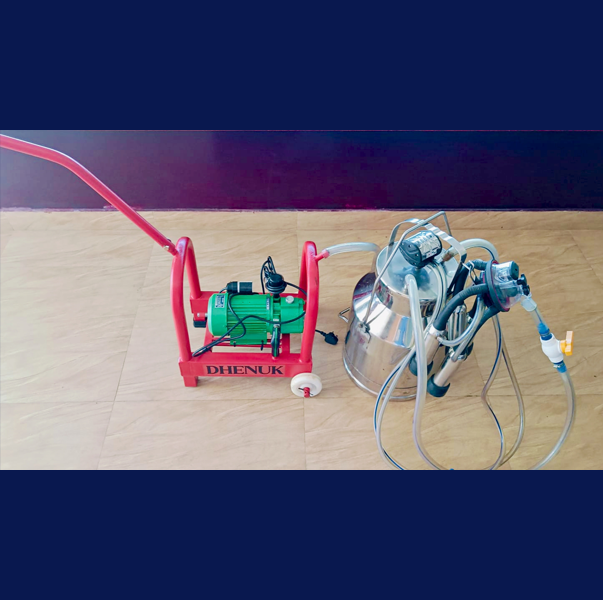 Low cost milking machine